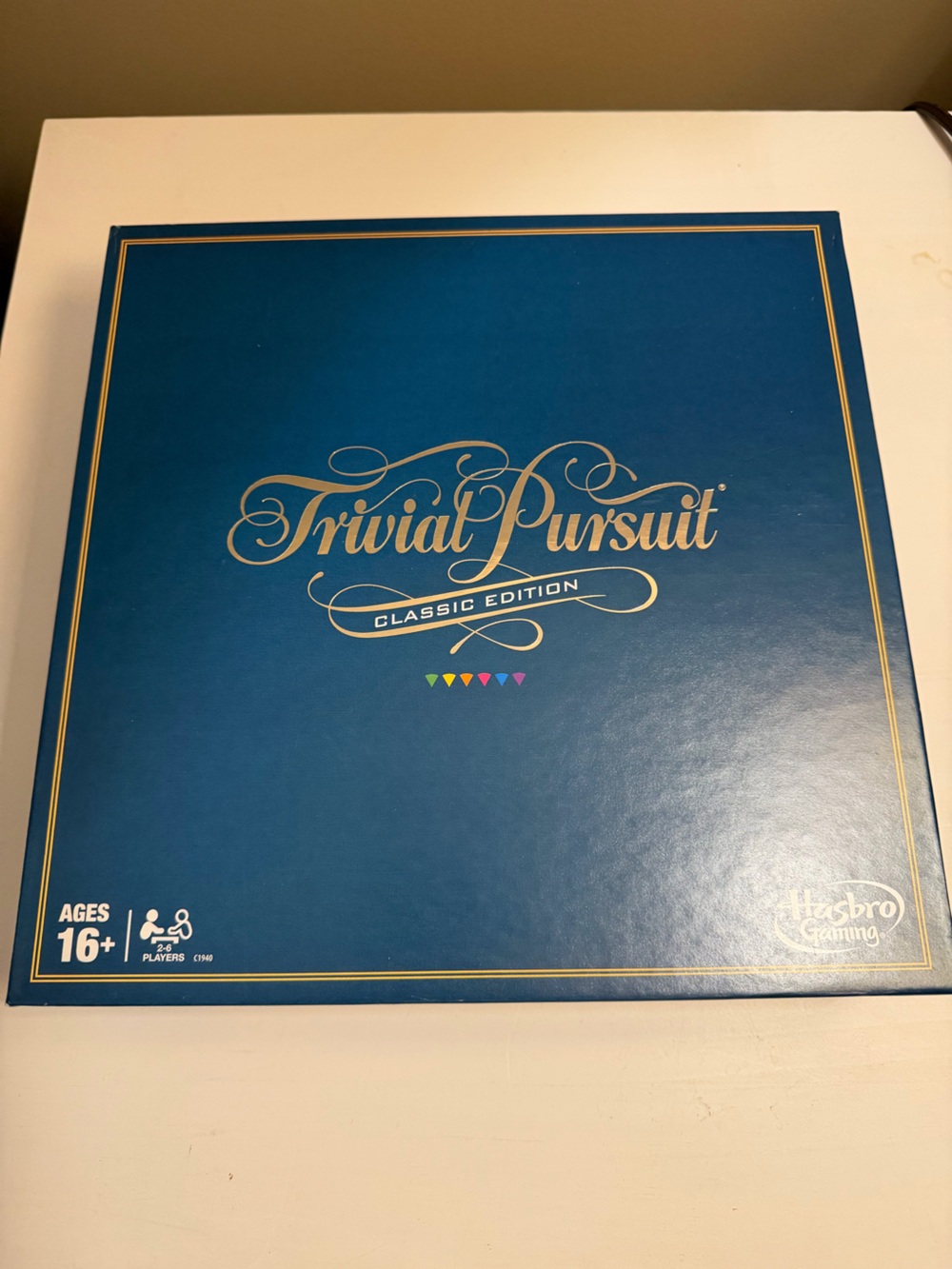 Hasbro Trivial Pursuit Classic Edition Blue Box with Gold Accents
